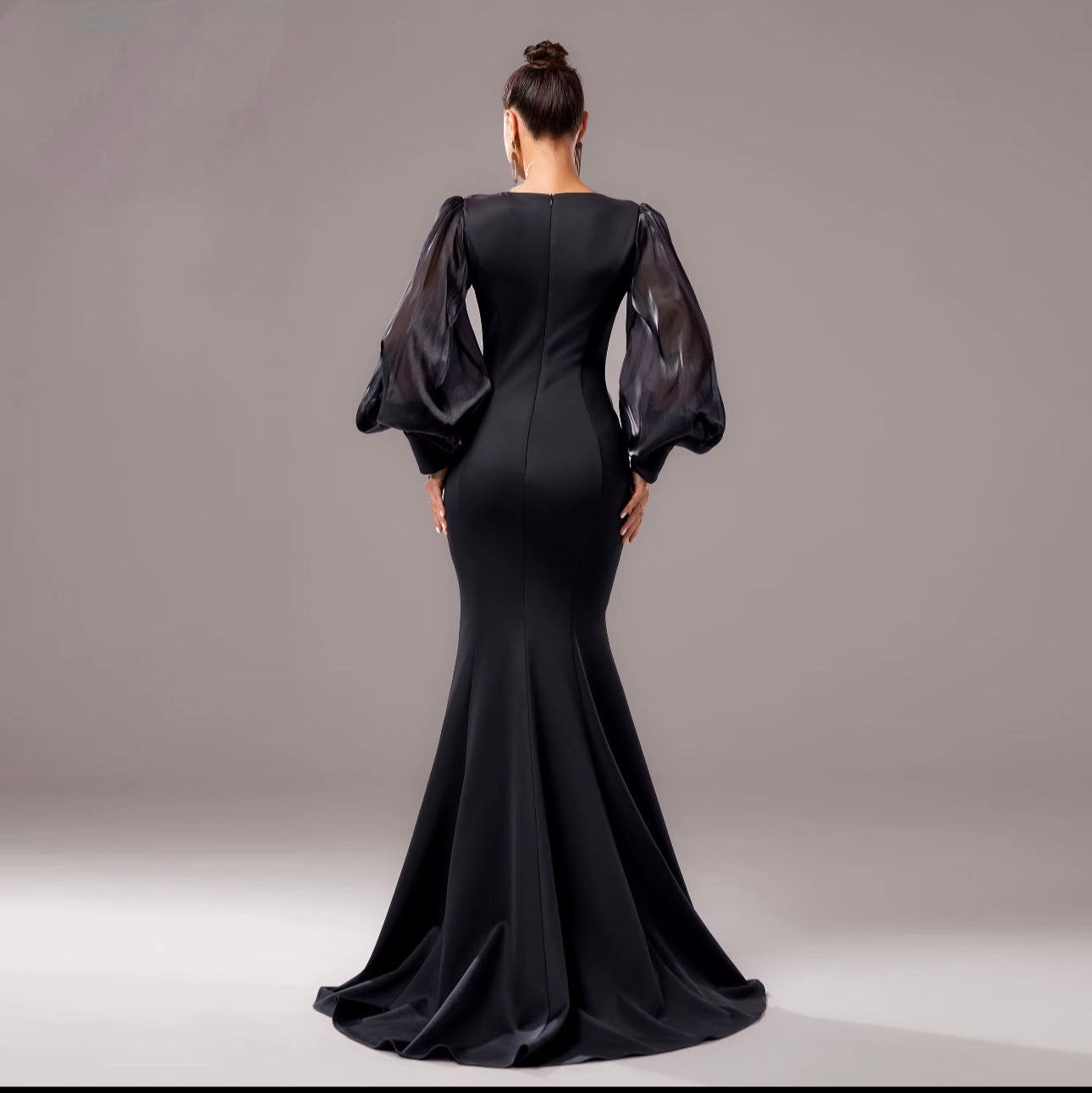 Dress Isis